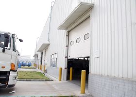 成都工業(yè)提升門廠家值得信賴！-【廣州奇翔】